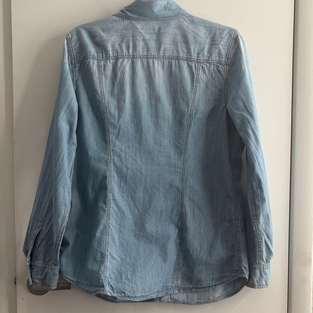 Liz Claiborne  2 Front Pocket Pearl Snap Western Light Blue Casual Shirt SZ L - Picture 2 of 6